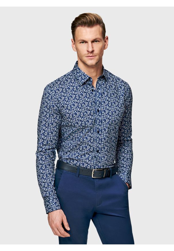 Pako Lorente - PAKO LORENTE - Granatowa koszula męska w kwiaty. Okazja: na co dzień. Kolor: niebieski. Materiał: elastan, bawełna. Długość rękawa: długi rękaw. Długość: długie. Wzór: kwiaty. Styl: casual