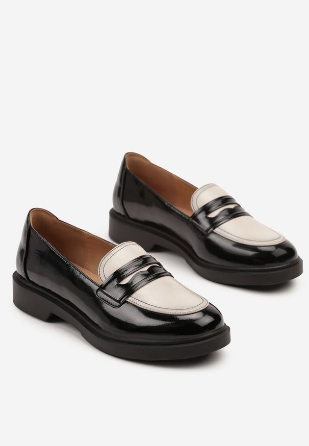 Born2be - Czarne Lakierowane Mokasyny Typu Loafersy ze Skórzaną Wkładką Falanisea. Okazja: na co dzień. Kolor: czarny. Materiał: skóra, lakier. Styl: casual