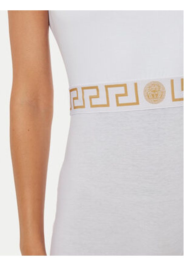 VERSACE - Versace Kombinezon 1015857 1A10011 Biały Slim Fit. Kolor: biały. Materiał: bawełna
