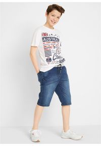 bonprix - Bermudy dżinsowe na gumce o kroju regular fit. Kolor: niebieski. Materiał: prążkowany, dzianina, materiał, dresówka. Wzór: prążki #2