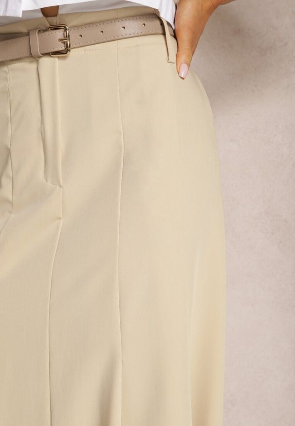 Renee - Beżowa Spódnica Długa Rozkloszowana High Waist Leoraia. Okazja: na spotkanie biznesowe, na co dzień. Stan: podwyższony. Kolor: beżowy. Długość: długie. Styl: casual, elegancki, biznesowy