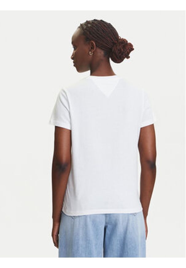 Tommy Jeans T-Shirt Gradient Flag DW0DW20905 Biały Regular Fit. Kolor: biały. Materiał: bawełna. Wzór: gradientowy