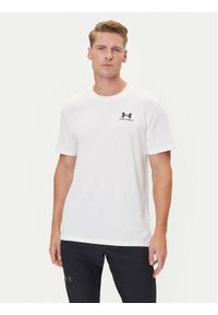 Under Armour T-Shirt Ua Logo Emb 1373997 Biały Relaxed Fit. Kolor: biały. Materiał: bawełna