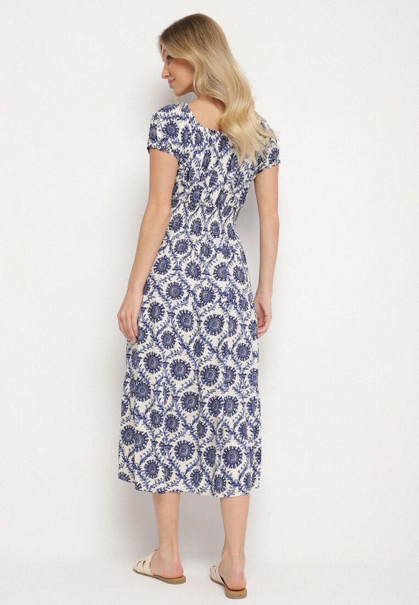 Born2be - Niebieska Sukienka z Bawełną i Bufiastymi Rękawami Revilee. Okazja: na spacer, na co dzień. Kolor: niebieski. Materiał: bawełna. Wzór: aplikacja. Styl: casual, elegancki