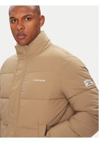 Guess Jeans Kurtka zimowa M4BL20 WGII2 Brązowy Regular Fit. Kolor: brązowy. Materiał: syntetyk. Sezon: zima #4