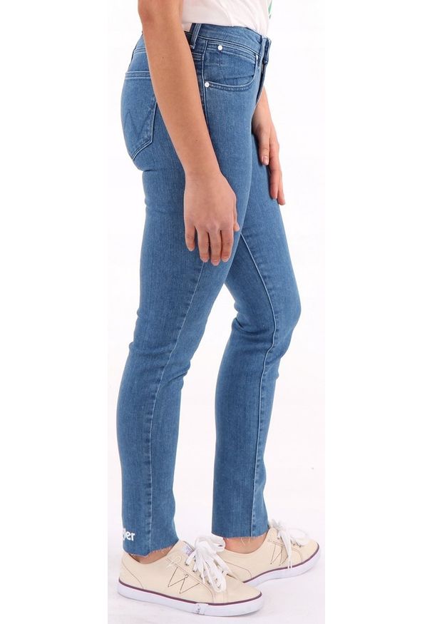 Wrangler - WRANGLER SLIM CROP DAMSKIE SPODNIE JEANSOWE RETRO ACTION W248GU124 112127961. Styl: retro