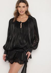 Born2be - Czarna Sukienka o Bufiastym Kroju z Falbanami Trenem i Wiązaniem Lunalina. Kolor: czarny. Styl: klasyczny, elegancki #6