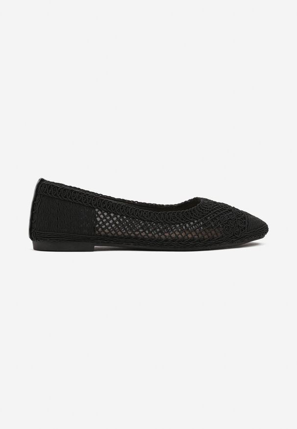 Renee - Czarne Balerinki Ozdobione Siateczką Landeora. Okazja: na co dzień, na spacer. Kolor: czarny. Materiał: jeans. Wzór: aplikacja. Obcas: na obcasie. Styl: elegancki, casual. Wysokość obcasa: niski