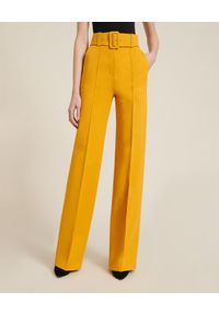 Luisa Spagnoli - LUISA SPAGNOLI - Spodnie w kant Osten. Kolor: żółty. Materiał: wiskoza #1
