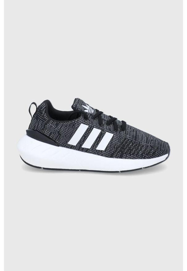 adidas Originals buty dziecięce Swift Run kolor czarny. Nosek buta: okrągły. Zapięcie: sznurówki. Kolor: czarny. Materiał: materiał, guma. Sport: bieganie