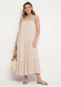 Born2be - Beżowa Wiskozowa Sukienka o Rozkloszowanym Kroju z Biżuteryjnym Zdobieniem Mevinda. Okazja: na co dzień. Kolor: beżowy. Materiał: wiskoza. Długość rękawa: na ramiączkach. Wzór: aplikacja. Styl: casual, elegancki #4