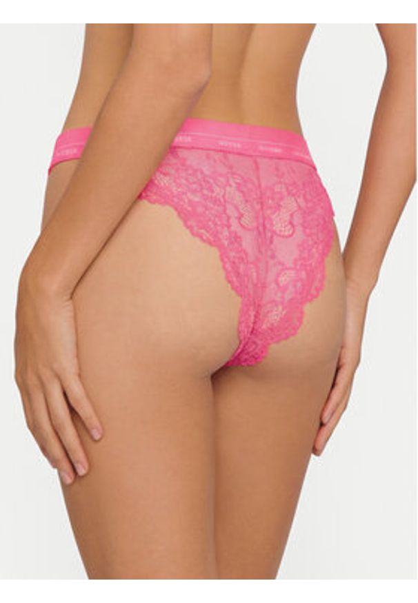 Guess Figi brazylijskie O4YE00 PZ01C Różowy. Kolor: różowy. Materiał: syntetyk