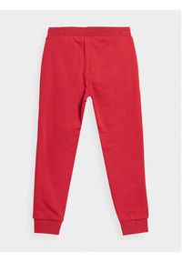 4f - 4F Spodnie dresowe 4FJAW23TTROM411 Czerwony Regular Fit. Kolor: czerwony. Materiał: bawełna