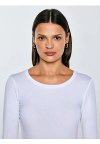 Big-Star - Bluzka damska z bawełny supima biała Supiclassicala 101. Kolor: biały. Materiał: bawełna. Długość rękawa: długi rękaw. Długość: długie. Styl: klasyczny