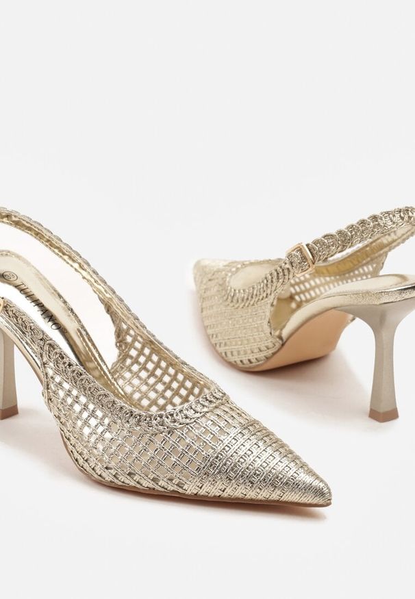 Renee - Złote Sandały na Szpilce Typu Slingback Ozdobione Plecionką Meranoria. Okazja: na co dzień. Zapięcie: sprzączka. Kolor: złoty. Wzór: aplikacja. Obcas: na szpilce. Styl: casual, elegancki