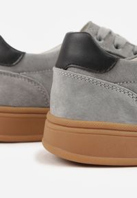 Born2be - Szare Skórzane Sneakersy i Ozdobnymi Paskami Zelisei. Okazja: na co dzień. Zapięcie: pasek. Kolor: szary. Materiał: skóra #4