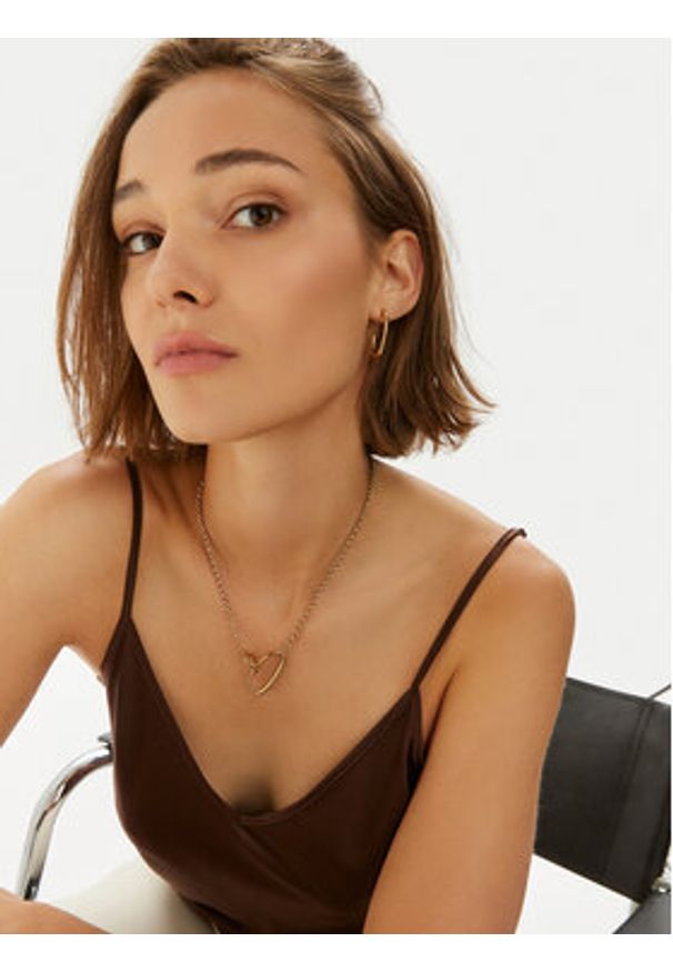 Calvin Klein Naszyjnik 35000354 Złoty. Materiał: metalowe. Kolor: złoty