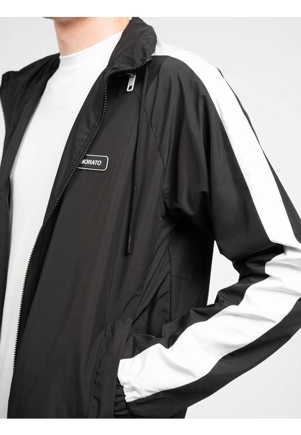 Antony Morato Kurtka "Windbreaker" | MMCO00645 FA600101 | Abbigliamento | Mężczyzna | Czarny. Okazja: na co dzień. Typ kołnierza: kołnierzyk stójkowy. Kolor: czarny. Materiał: poliester. Styl: casual