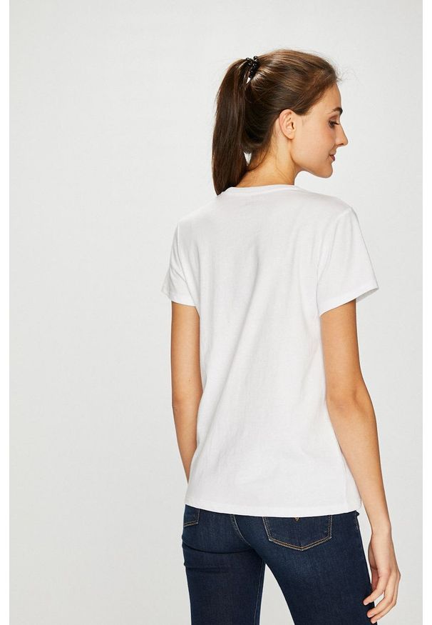 Levi's® - Levi's - Top. Okazja: na spotkanie biznesowe, na co dzień. Kolor: biały. Materiał: dzianina. Styl: casual, biznesowy