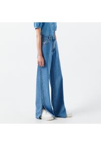 Cropp - Jeansy wide leg - Niebieski. Kolor: niebieski #1