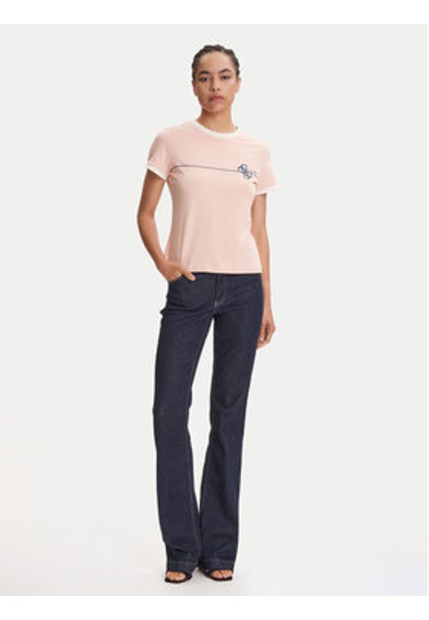 Guess T-Shirt V5YI01 J1314 Różowy Regular Fit. Kolor: różowy. Materiał: bawełna