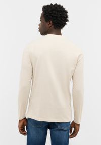 Męski Longsleeve Mustang Style Asheville Oatmeal 1016873 4092. Długość rękawa: długi rękaw #2