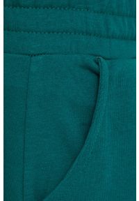 Answear Lab Spodnie bawełniane damskie kolor zielony gładkie. Stan: podwyższony. Kolor: zielony. Materiał: bawełna. Wzór: gładki #4