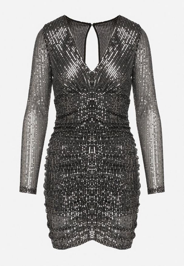 Born2be - Czarno-Srebrna Cekinowa Sukienka z Marszczeniem Nerli. Kolor: srebrny. Wzór: aplikacja. Długość: mini