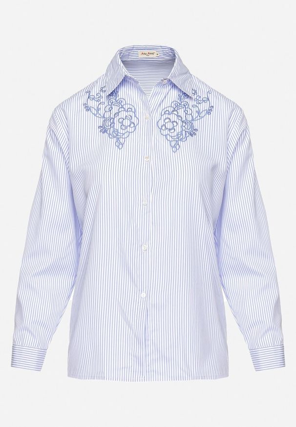 Born2be - Jasnoniebieska Koszula w Paski z Ażurowym Haftem Varnielia. Okazja: do pracy, na spotkanie biznesowe. Kolor: niebieski. Wzór: haft, paski, ażurowy. Styl: biznesowy