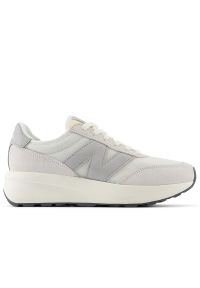 Buty młodzieżowe New Balance GS370AA - szare. Kolor: szary. Materiał: zamsz, skóra. Szerokość cholewki: normalna. Sezon: lato
