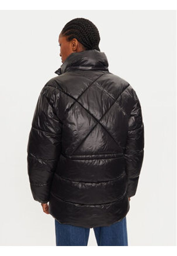Karl Lagerfeld - KARL LAGERFELD Kurtka puchowa 246W1510 Czarny Regular Fit. Typ kołnierza: dekolt w karo. Kolor: czarny. Materiał: syntetyk