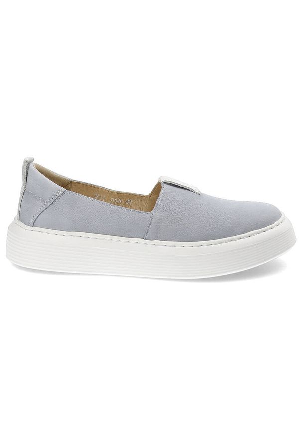 Niebieskie Półbuty Wasak Wygodne Obuwie Damskie. Okazja: na co dzień. Zapięcie: bez zapięcia. Kolor: niebieski. Materiał: skóra, jeans. Obcas: na platformie. Styl: casual, elegancki