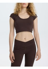 Reserved - Bawełniany crop top - ciemnobrązowy. Kolor: brązowy. Materiał: bawełna. Długość: krótkie #1