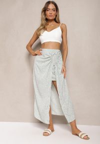 Renee - Jasnozielona Spódnica Arresine. Okazja: na co dzień. Kolor: zielony. Materiał: jedwab. Wzór: aplikacja. Styl: casual, elegancki