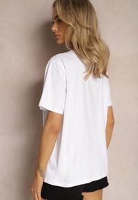 Renee - Biały T-shirt z Naszytą Kieszonką z Cyrkoniami Relimasa. Kolor: biały. Materiał: jeans. Wzór: aplikacja. Styl: klasyczny #4
