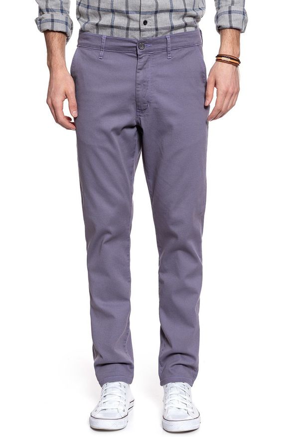 Wrangler - WRANGLER SPODNIE MĘSKIE CHINO CADET PURPLE W16LR333P 112127316. Materiał: materiał
