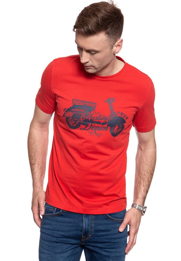 Mustang - MĘSKI T-SHIRT MUSTANG ALEX C PRINT 1008962 7179. Wzór: nadruk