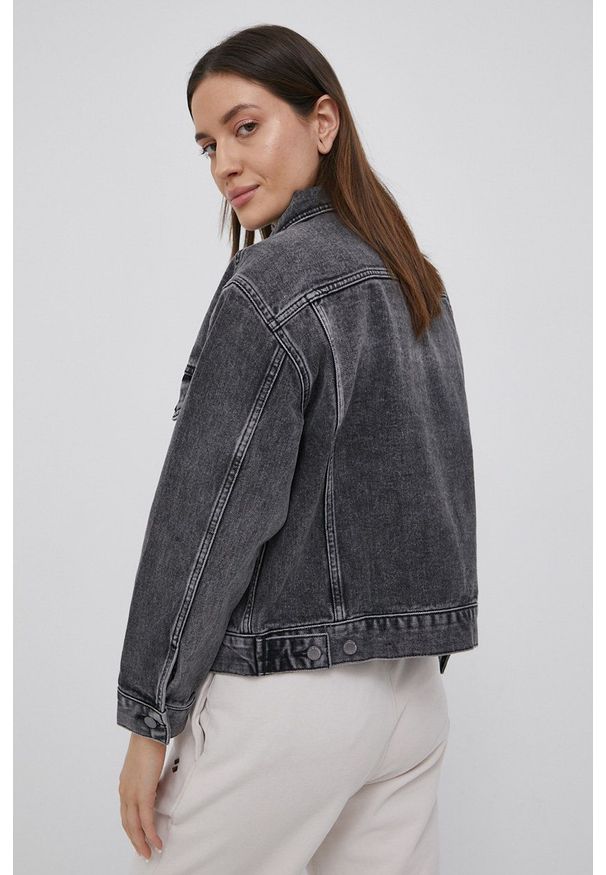 Superdry kurtka jeansowa damska kolor szary przejściowa. Okazja: na co dzień. Kolor: szary. Materiał: jeans. Styl: casual