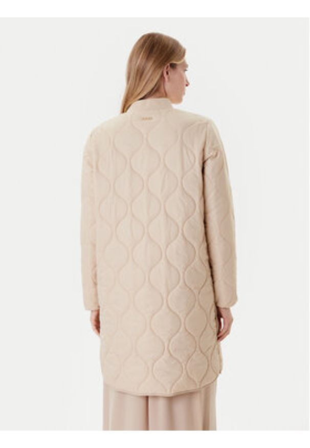 JOOP! Płaszcz zimowy Carla 10018874 30047609 Beżowy Regular Fit. Kolor: beżowy. Materiał: syntetyk. Sezon: zima