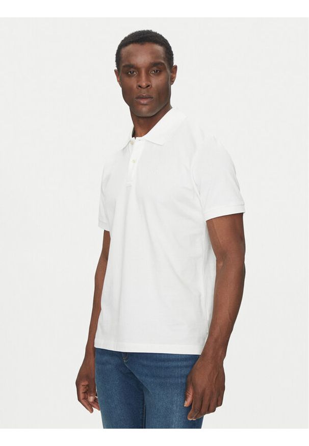 Scotch & Soda Polo 179201 Biały Regular Fit. Typ kołnierza: polo. Kolor: biały. Materiał: bawełna