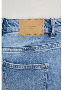 Vero Moda jeansy Selma damskie high waist. Stan: podwyższony. Kolor: niebieski