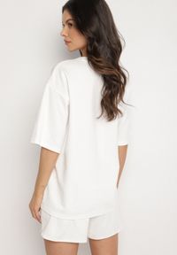Born2be - Biały Bawełniany Klasyczny T-shirt Merovira. Okazja: na co dzień, na spacer. Kolor: biały. Materiał: bawełna. Styl: klasyczny