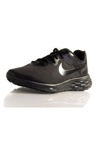 Buty Nike Revolution 6 Nn 4 E M DD8475-001 czarne. Okazja: na co dzień. Kolor: czarny. Materiał: guma, syntetyk, materiał. Szerokość cholewki: normalna. Model: Nike Revolution #2