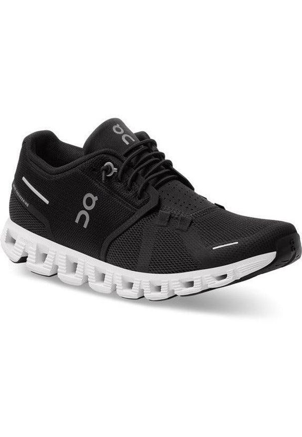 Buty do biegania damskie On Running Cloud 5 Czarne. Kolor: biały, wielokolorowy, czarny. Materiał: tkanina. Sport: bieganie