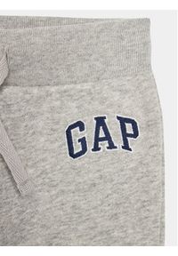GAP - Gap Spodnie dresowe 633913-04 Szary Regular Fit. Kolor: szary. Materiał: bawełna