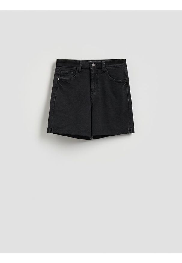 Reserved - Jeansowe szorty z podwiniętą nogawką - czarny. Kolor: czarny. Materiał: jeans