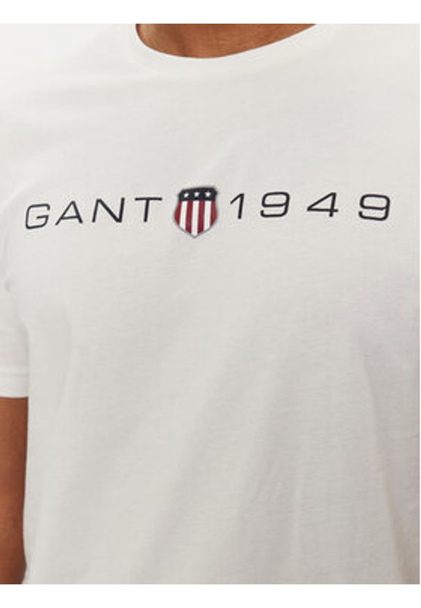 GANT - Gant T-Shirt Graphic 2003242 Écru Regular Fit. Materiał: bawełna