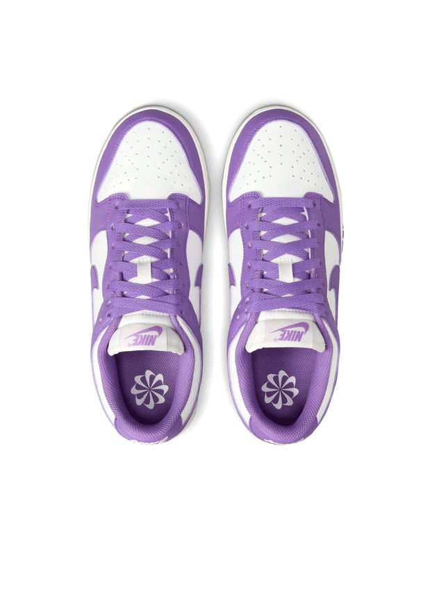 Buty Mężczyzna Nike Dunk Low biały. Okazja: na co dzień. Kolor: fioletowy