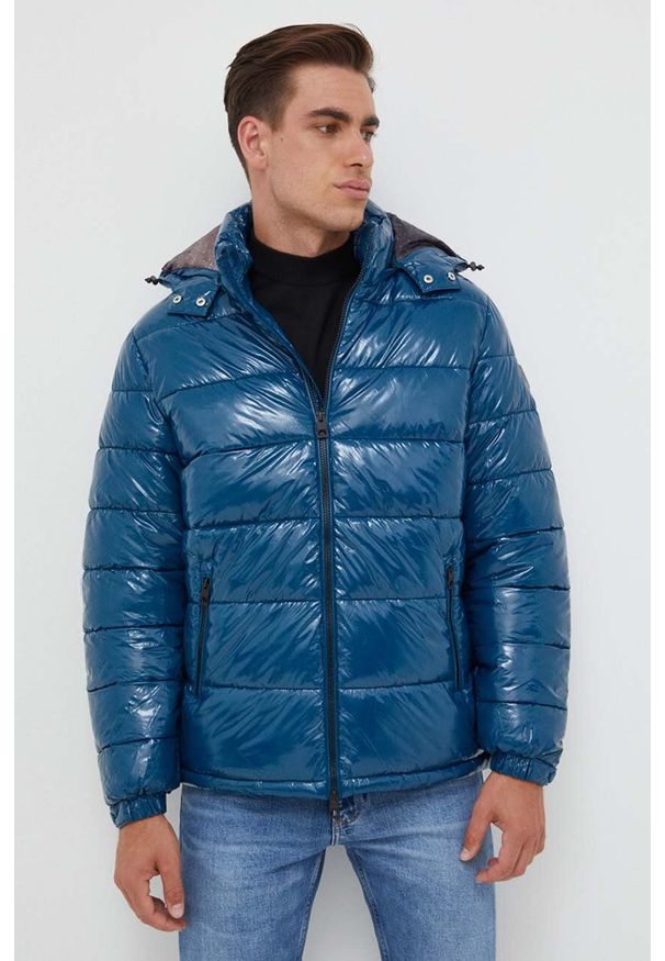 Guess kurtka męska kolor niebieski zimowa. Kolor: niebieski. Materiał: polar, materiał. Sezon: zima