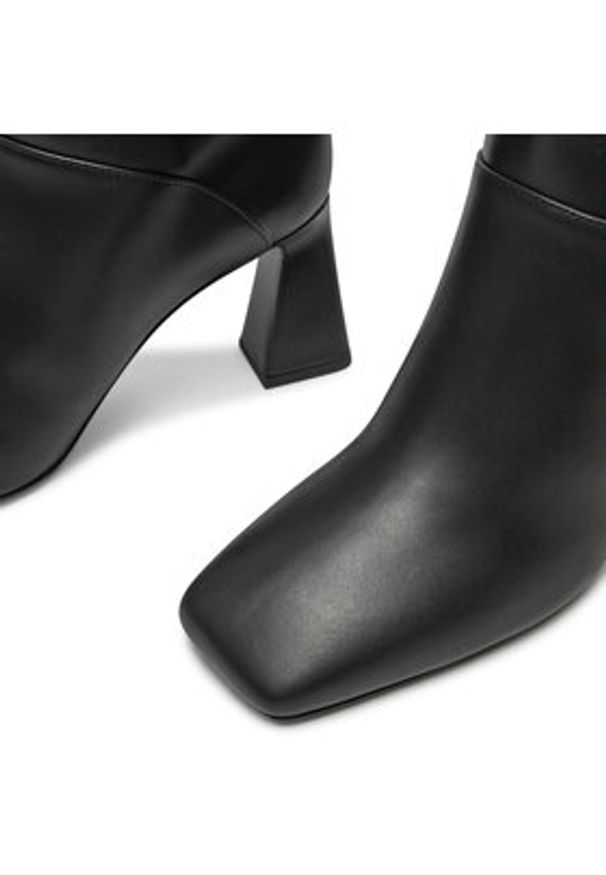 Pollini Kozaki SA26027C1LTD0000 Czarny. Kolor: czarny. Materiał: skóra